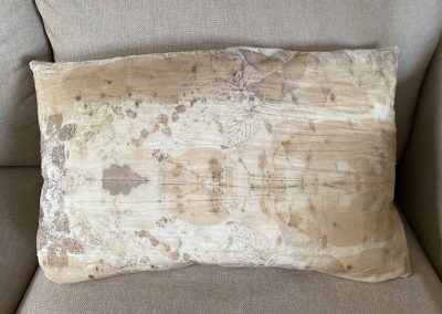 SOLD! Eco print pillow in pure Silk and linnen nr 9697, Price 75 Euros