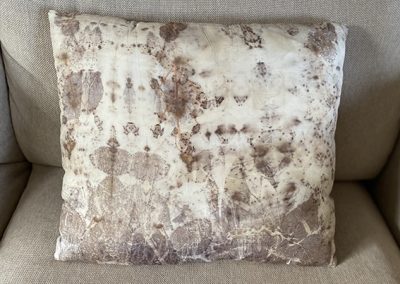 SOLD! Eco print pillow in pure Silk and linnen nr 9701, Price 65 Euros